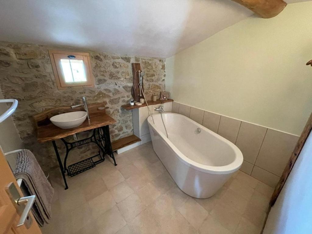 Domaine Saint Claude - Gite , Chambres D'Hotes & Hebergement Insolite Malleval Ngoại thất bức ảnh